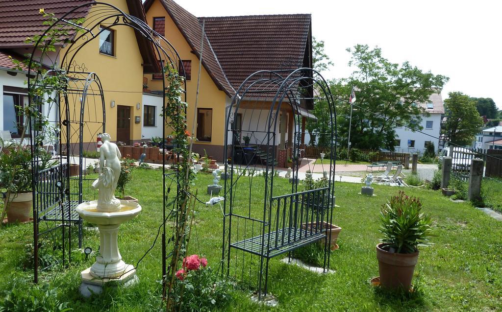 An Der Uferpromenade Hotel Leinefelde-Worbis Buitenkant foto